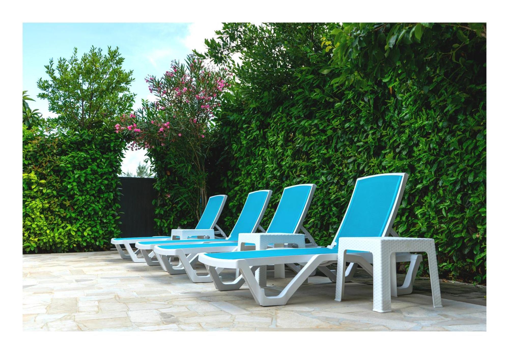 Studio Apartment With Pool Pula Exterior photo